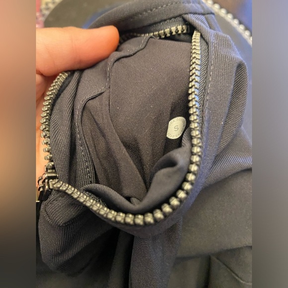 Lululemon sweatpants - Picture 7 of 8